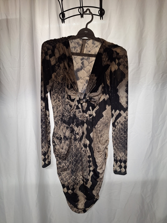 Missguided Dresses & Skirts - Missguided Long-Sleeve Knot Front Dress in Black and Tan Snake Print